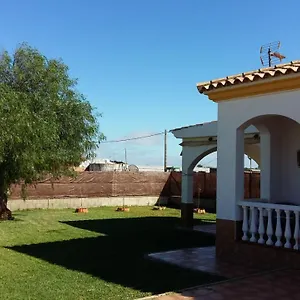 Casa Con Jardín Privado Cerca De La Playa, Descansar Y Relajarse Сasa de vacaciones Chipiona